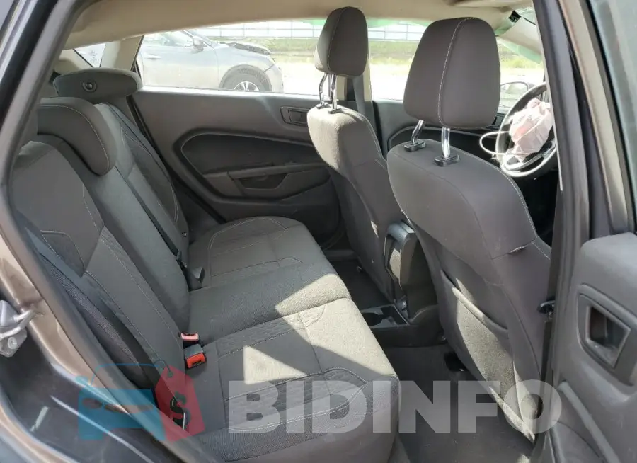 3FADP4EJXKM107195 Photo# 10