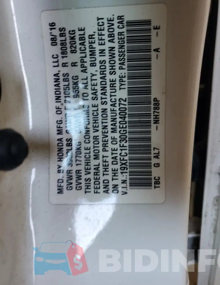 19XFC1F30GE040072 Photo# 12