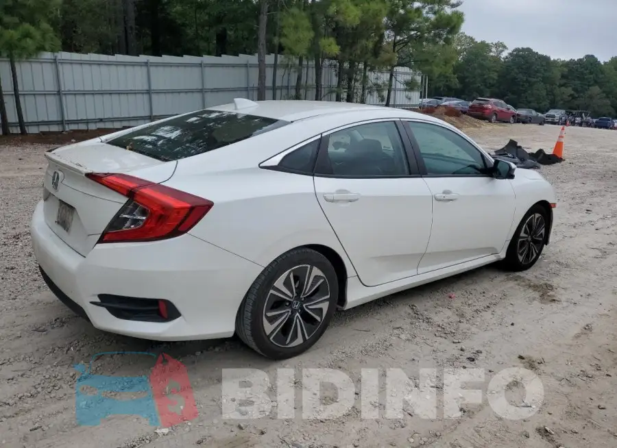 19XFC1F70HE211312 Photo# 3