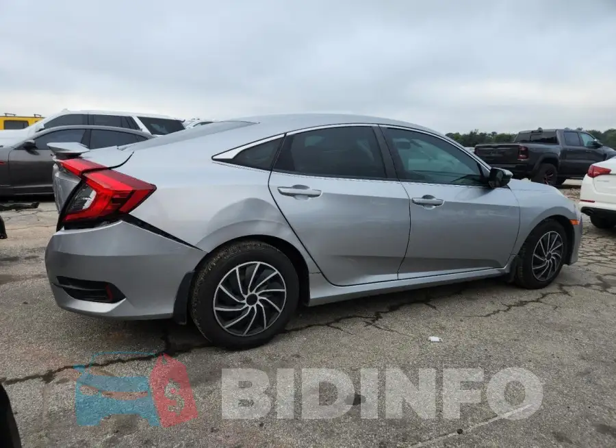 19XFC2F58HE007216 Photo# 3