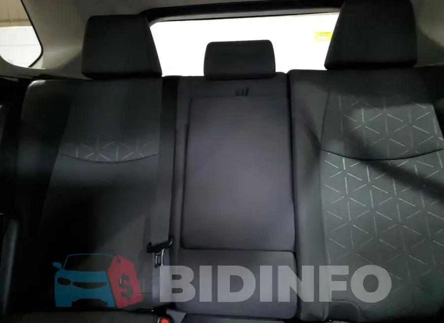2T3P1RFV4PW369095 Photo# 10