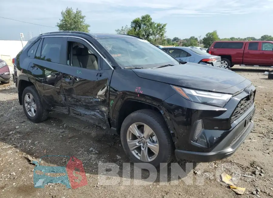 2T3P1RFV4SC503582 Photo# 4