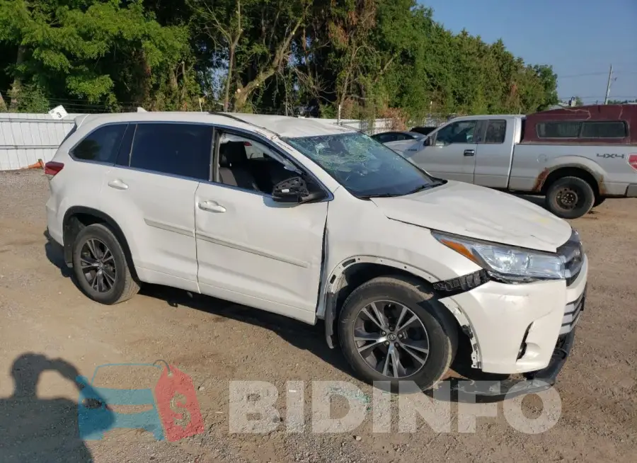 5TDBZRFH2JS817825 Photo# 4