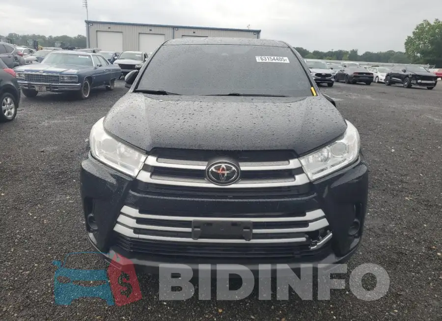 5TDBZRFH9KS726147 Photo# 5