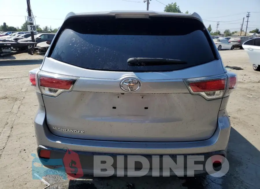 5TDZKRFH3GS184845 Photo# 6