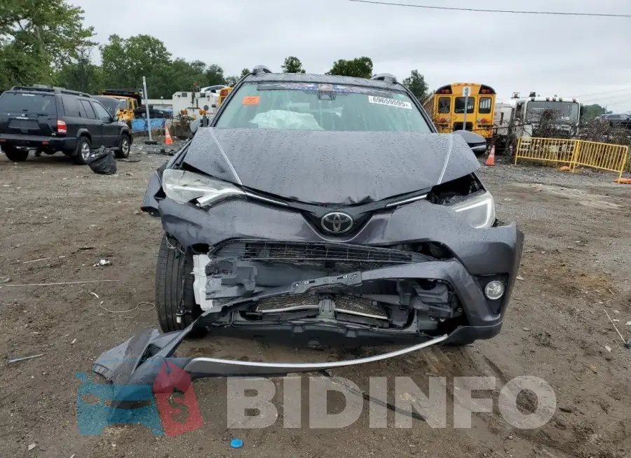 JTMRFREV1HJ172364 Photo# 5