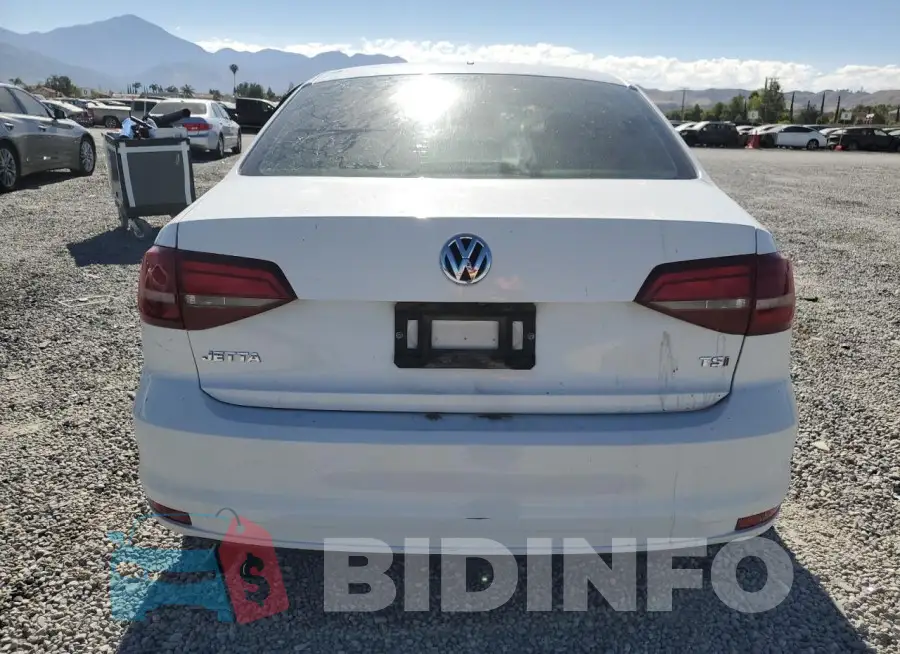 3VW2B7AJ6JM204039 Photo# 6