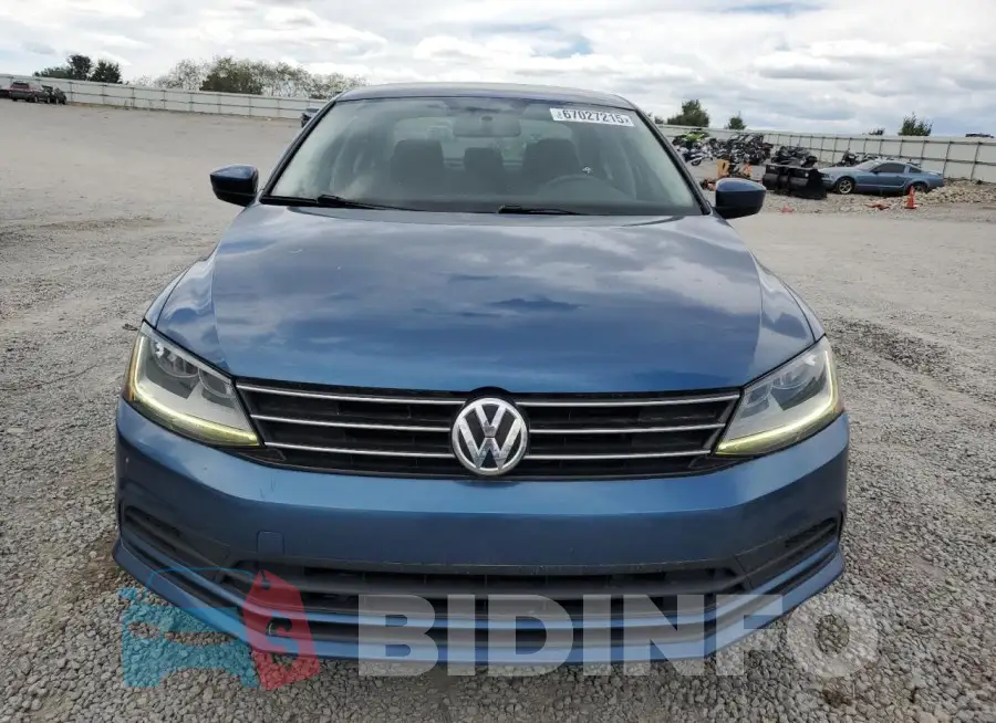 3VW2B7AJ7HM372766 Photo# 5