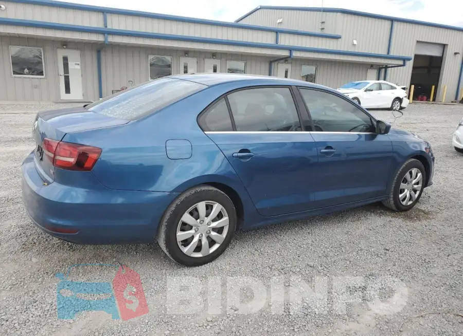 3VW2B7AJ7HM372766 Photo# 3
