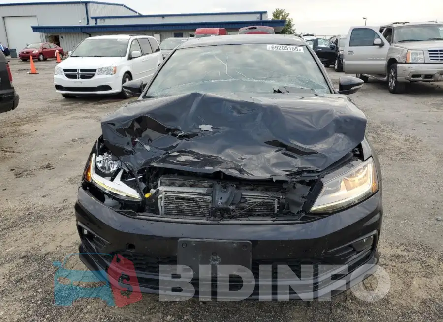 3VW5T7AJ9HM279001 Photo# 5