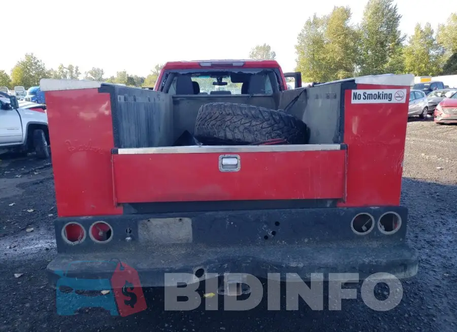 1GT29LE76MF257270 Photo# 6