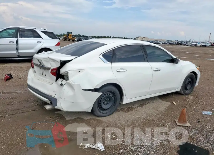 1N4AL3AP5HC499208 Photo# 3