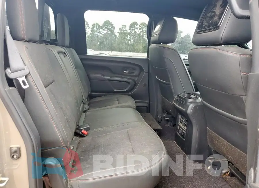 1N6AA1EDXMN519887 Photo# 10