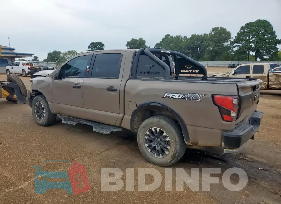 1N6AA1EDXMN519887 Photo# 2