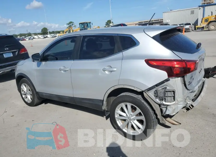 JN1BJ1CP6JW180848 Photo# 2