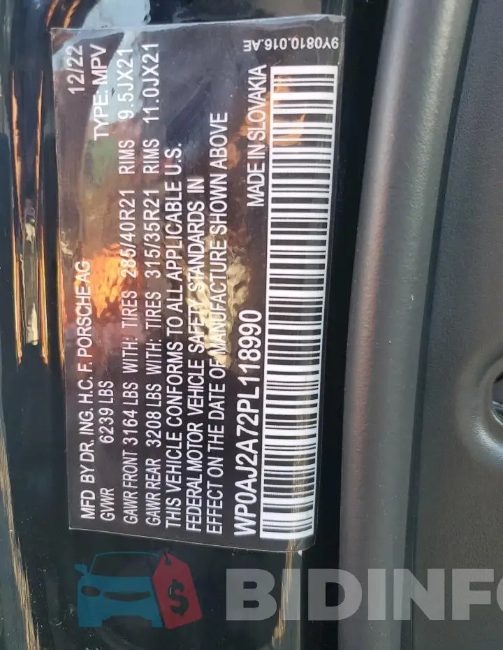 WP0AJ2A72PL118990 Photo# 12