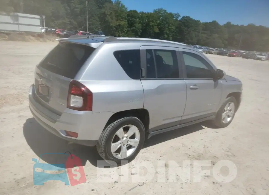 1C4NJCEAXGD620251 Photo# 3