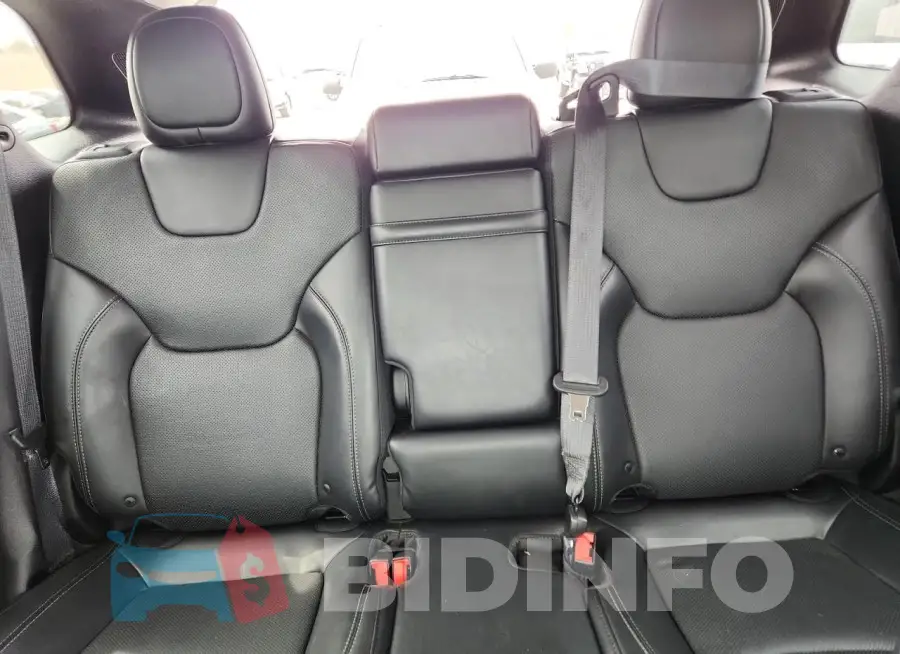1C4PJMDX8KD329633 Photo# 10