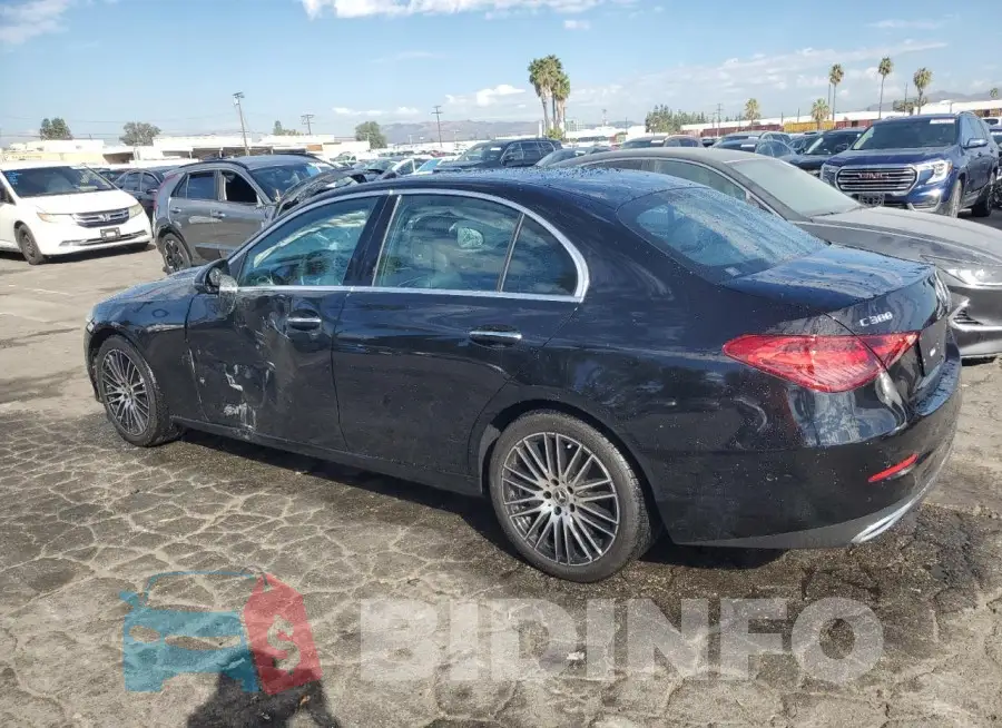 W1KAF4GB8SR256974 Photo# 2