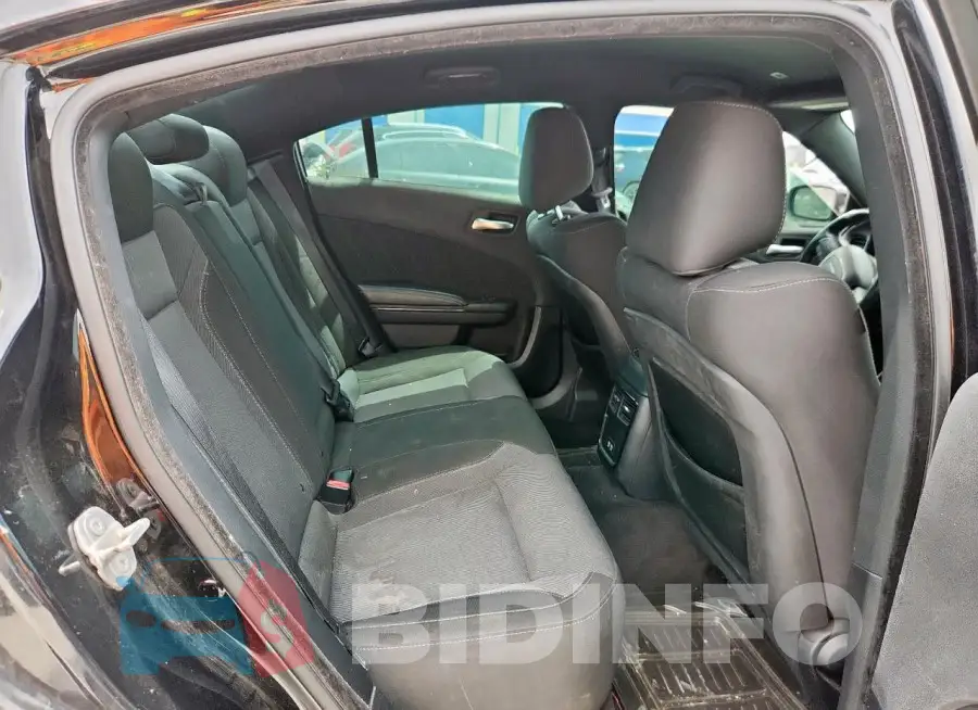 2C3CDXJG3HH645114 Photo# 10