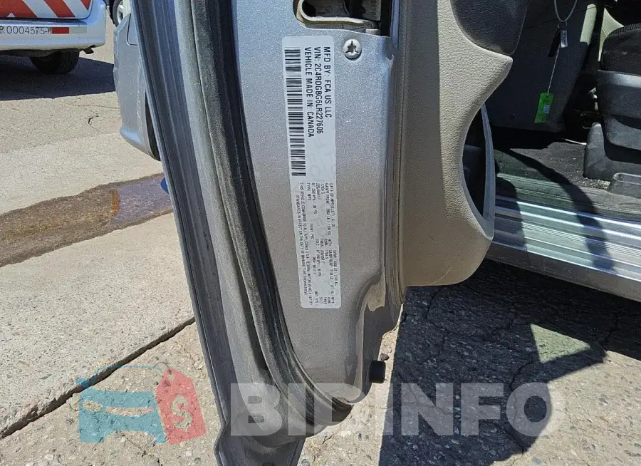 2C4RDGBG6LR227606 Photo# 13