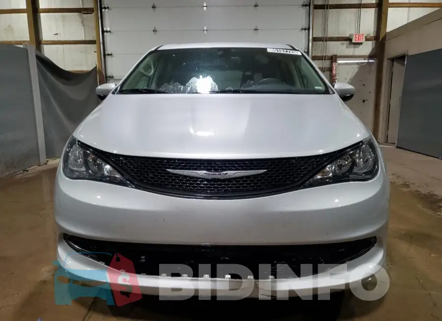 2C4RC1CGXNR213239 Photo# 5