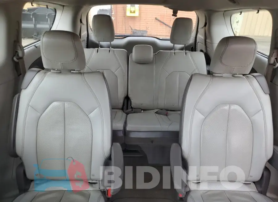 2C4RC1EG8HR633633 Photo# 10