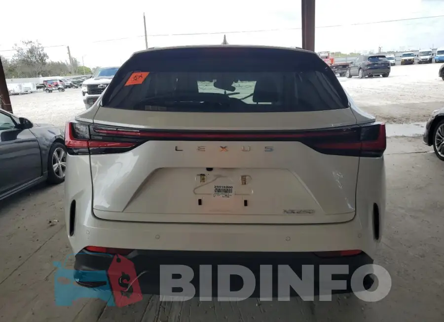 JTJGDCAZ4S2015753 Photo# 6