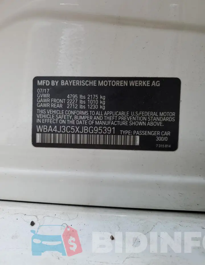 WBA4J3C5XJBG95391 Photo# 12
