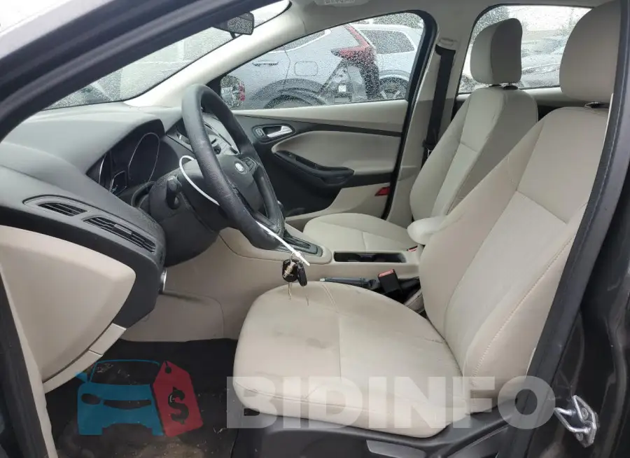 1FADP3F20GL274904 Photo# 7