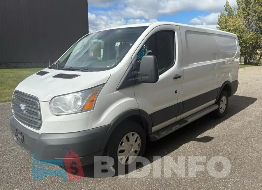 1FTYR1YM2JKB16599 Photo# 2