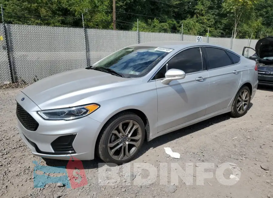 3FA6P0CDXKR237107 Photo# 1