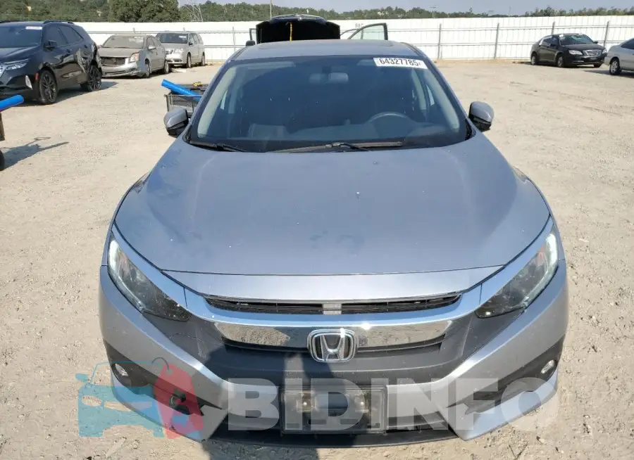 19XFC2F70HE204916 Photo# 5