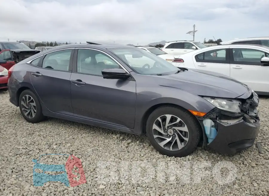 19XFC2F76HE208484 Photo# 4