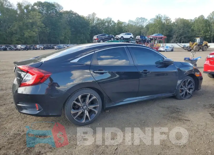19XFC2F84KE027884 Photo# 3