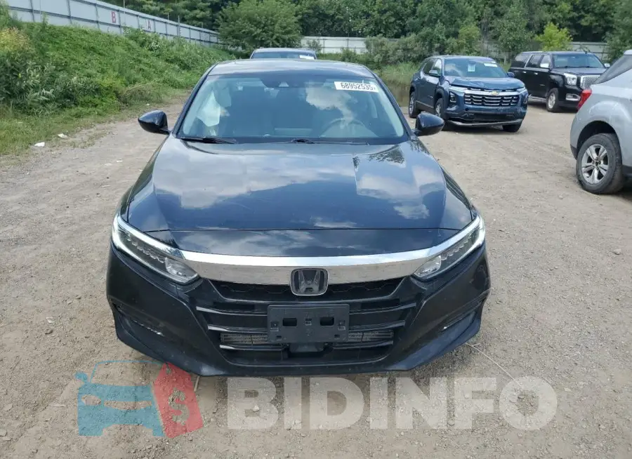 1HGCV1F51KA128401 Photo# 5