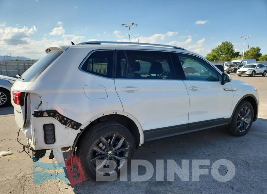 3VVMB7AX6RM163750 Photo# 3
