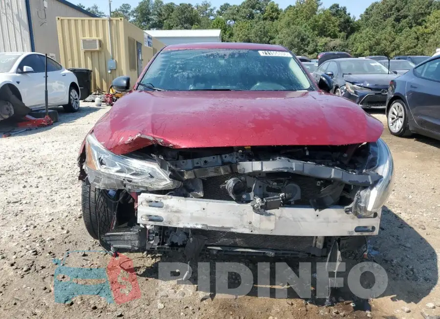 1N4BL4CV1KC152018 Photo# 5
