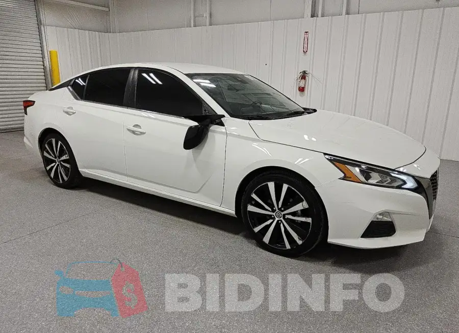 1N4BL4CV6NN401809 Photo# 4
