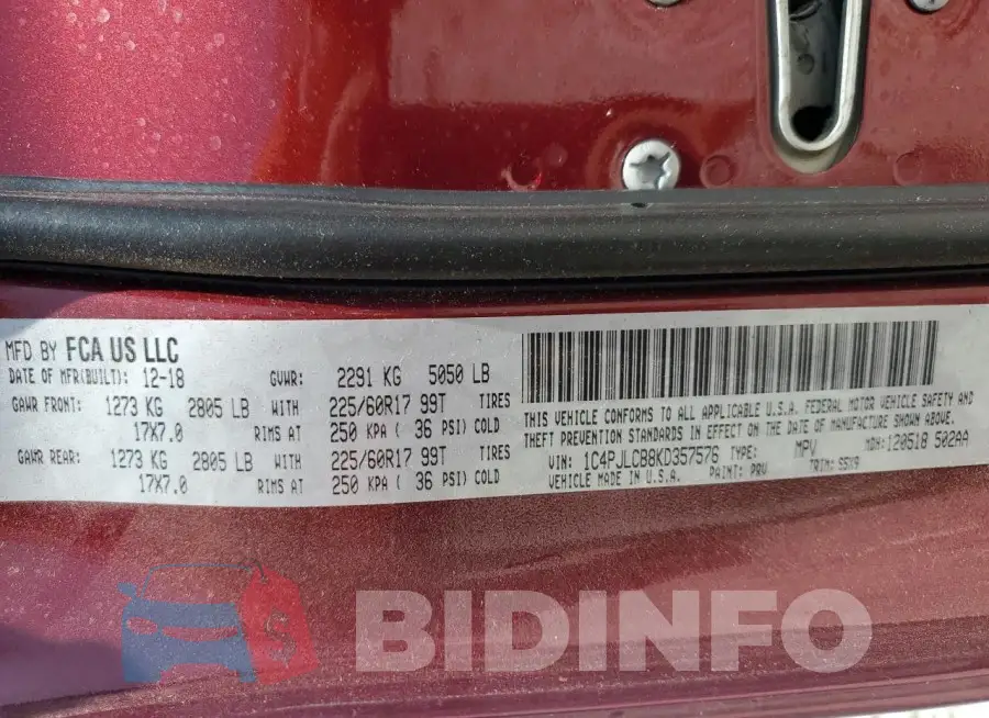 1C4PJLCB8KD357576 Photo# 13