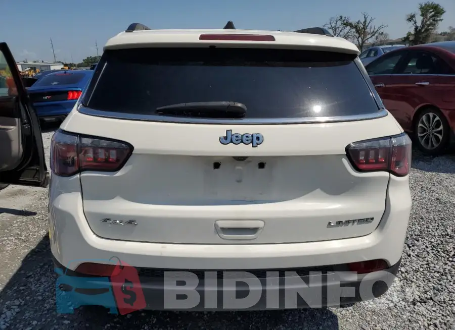 3C4NJDCB4LT126988 Photo# 6