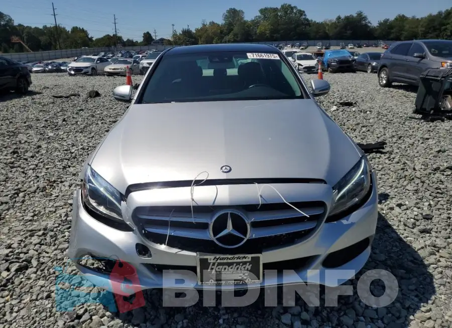 WDDWF4KB2HR230974 Photo# 5