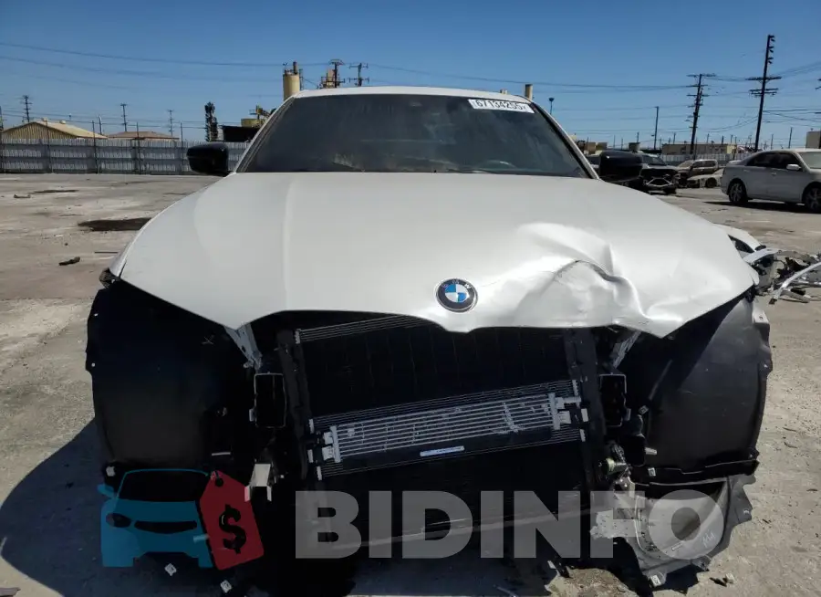 3MW69FF09R8E51499 Photo# 5