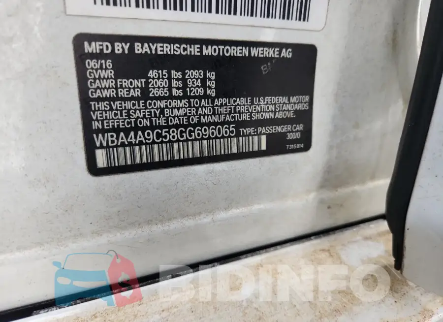 WBA4A9C58GG696065 Photo# 12