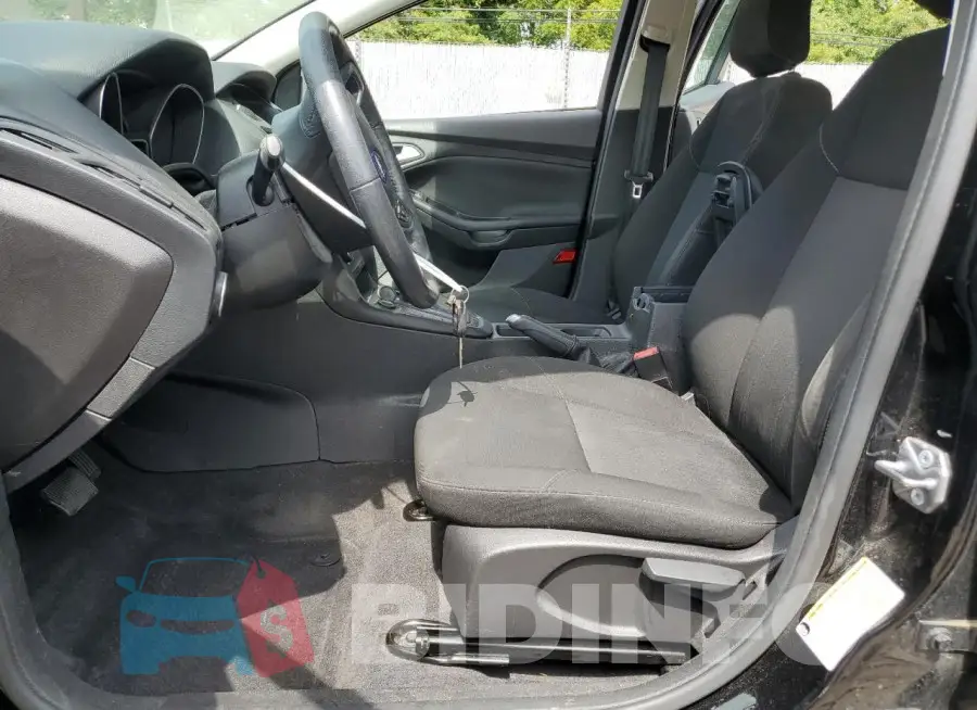 1FADP3F22JL318599 Photo# 7