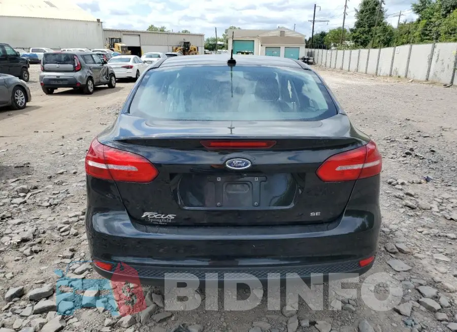 1FADP3F22JL318599 Photo# 6