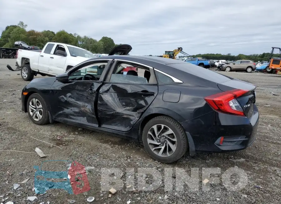 19XFC2F50HE216885 Photo# 2