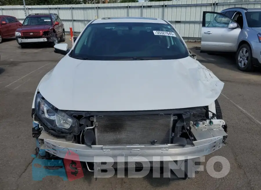 19XFC2F70GE062310 Photo# 5