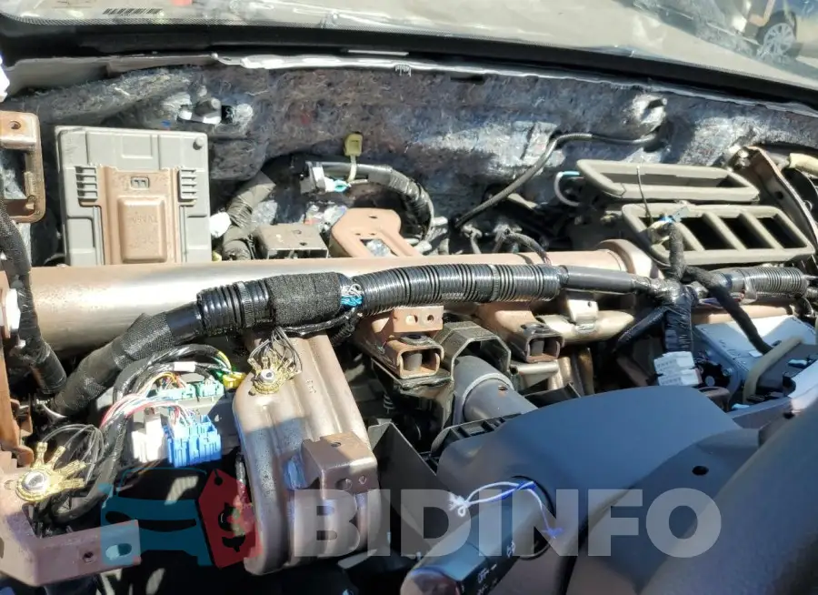 1HGCV3F17MA018402 Photo# 9