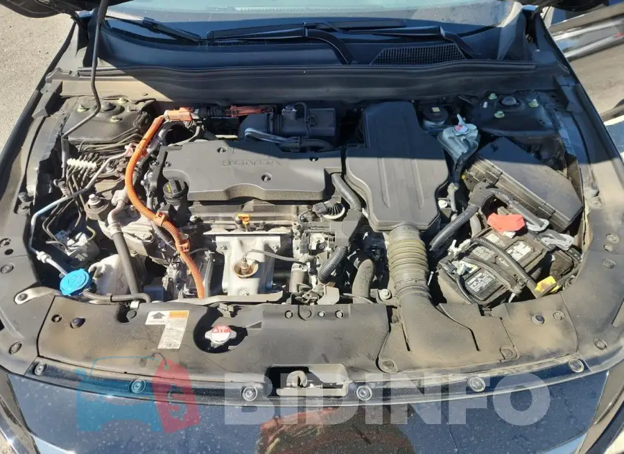 1HGCV3F26NA045195 Photo# 11